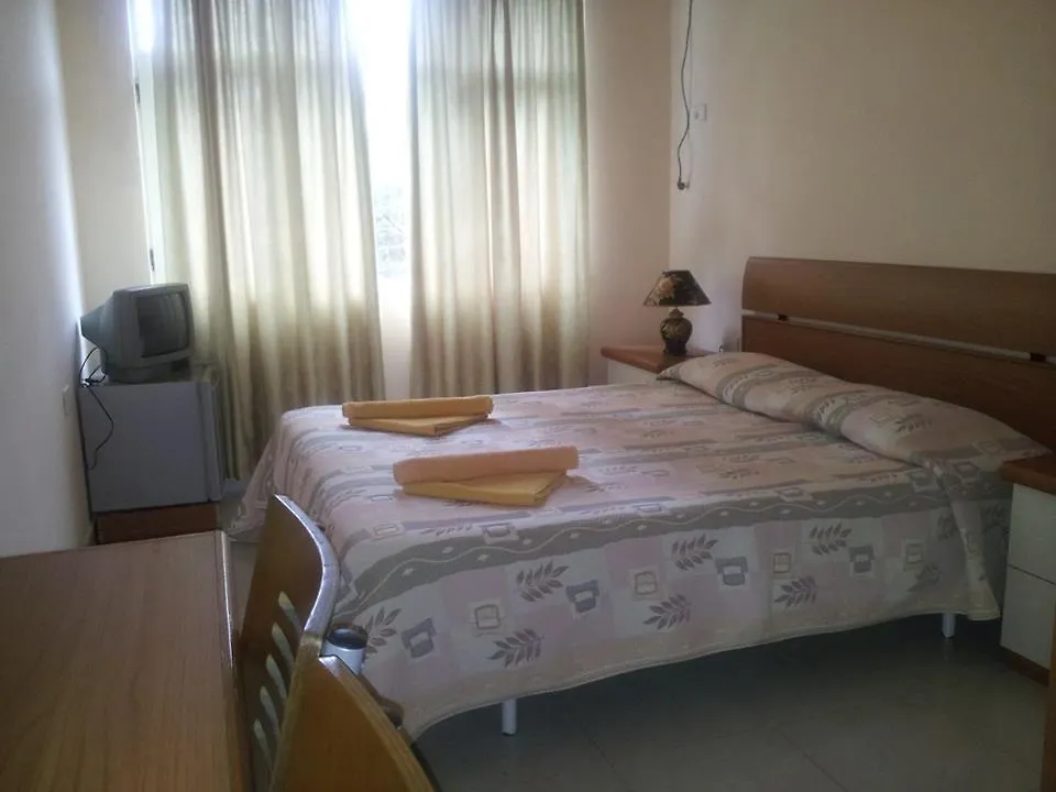 Hotel Grand Golem Albânia