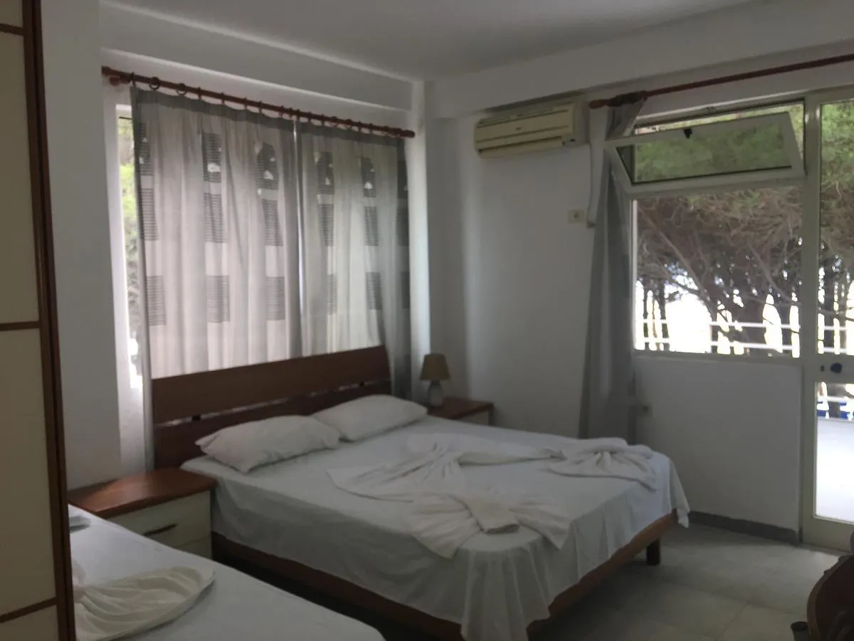 Hotel Grand Golem Golem (Tirana)