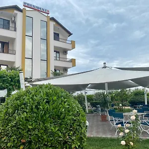 President Hotel